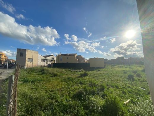 Land in La Bisbal d'Empordà, Province of Girona