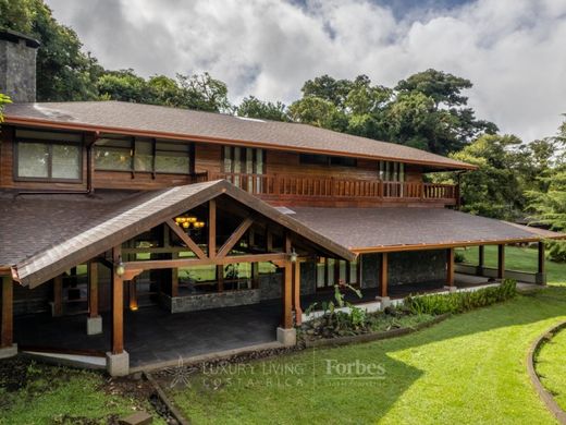 Luxe woning in San Rafael, Provincia de Heredia