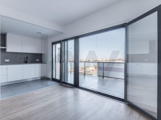 ﺷﻘﺔ ﻓﻲ Seixal, Distrito de Setúbal