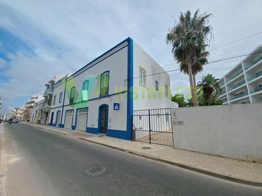 فيلا شبه مستقلة ﻓﻲ Portimão, Distrito de Faro