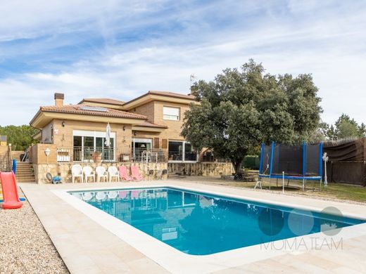 Vrijstaand huis in Valdemorillo, Provincia de Madrid