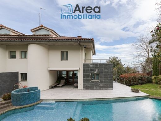 Donostia / San Sebastián, ギプスコアのマルチファミリーヴィラ