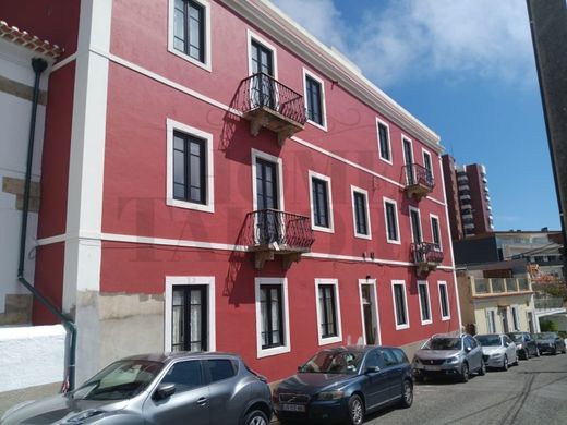 Duplex in Cascais, Lisbon
