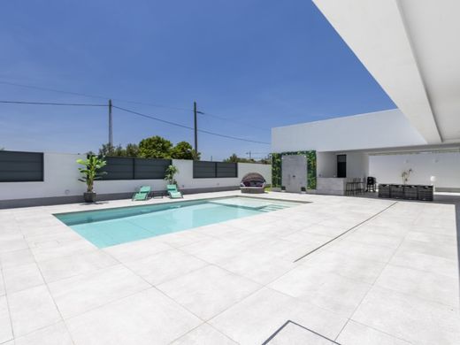 Luxury home in Mairena del Aljarafe, Province of Seville