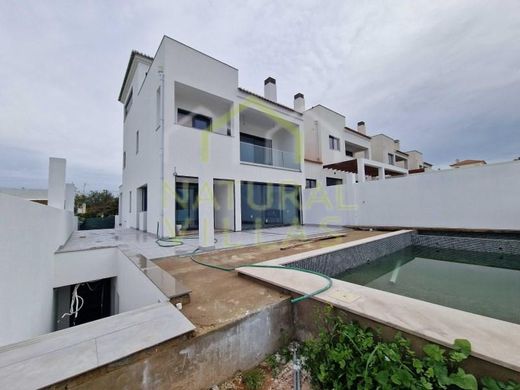 Πολυτελή κατοικία σε Faro, Distrito de Faro
