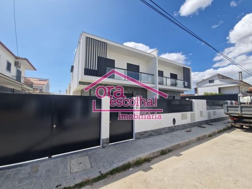 半独立式房屋  Seixal, Distrito de Setúbal