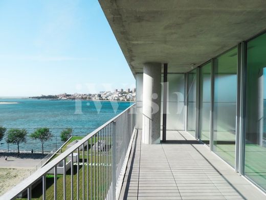 ヴィラ・ノヴァ・デ・ガイア
, Vila Nova de Gaiaのアパートメント