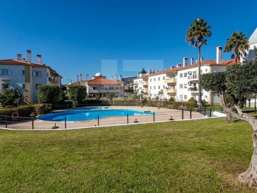 Apartment / Etagenwohnung in Sintra, Lissabon