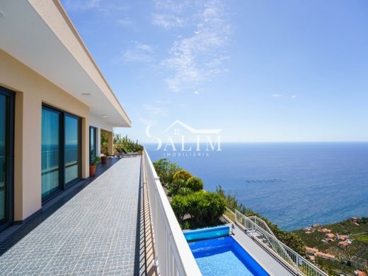 Casa di lusso a Calheta, Madeira