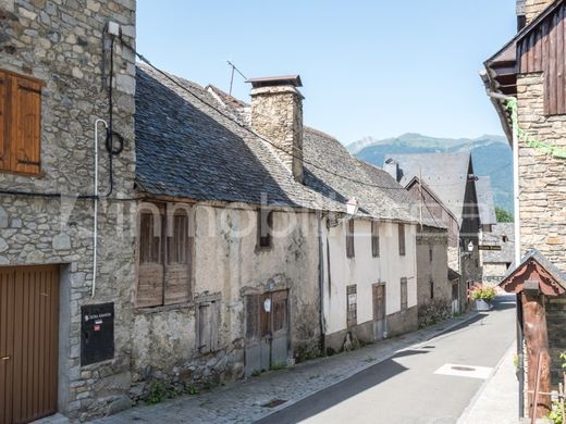 Land in Vielha e Mijaran, Province of Lleida