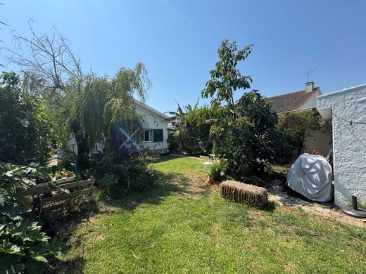 Luxury home in Cascais, Lisbon
