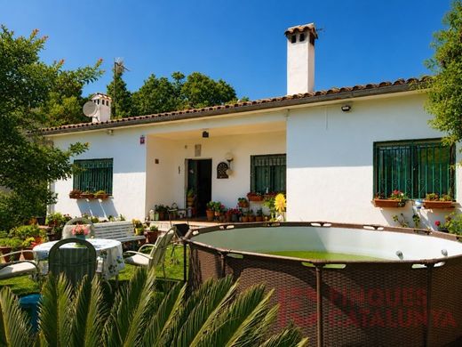 Luxus-Haus in Vilobí d'Onyar, Provinz Girona