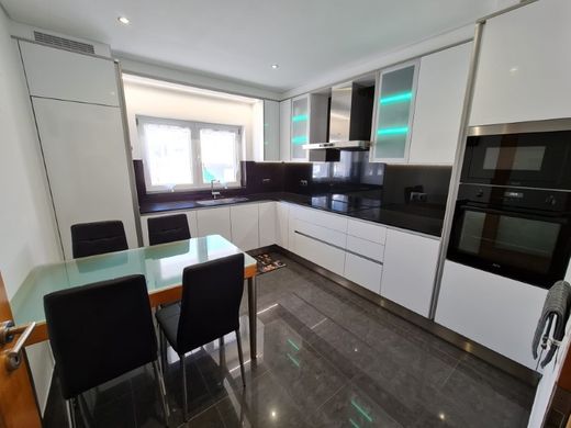 Semidetached House in Albufeira, Albufeira Municipality