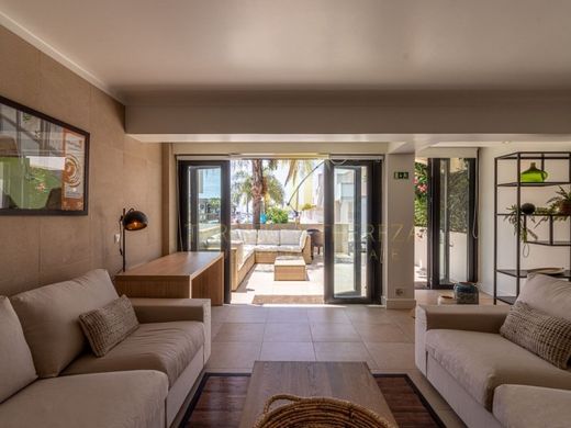 Элитный дом, Лола, Loulé