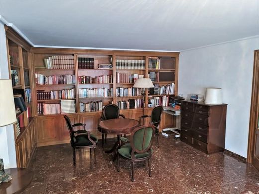 Apartment / Etagenwohnung in Lugo, Galicien