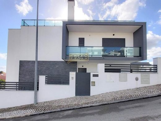 Luxury home in Odivelas, Lisbon