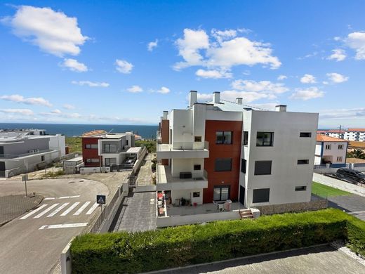 Apartment / Etagenwohnung in Mafra, Lissabon