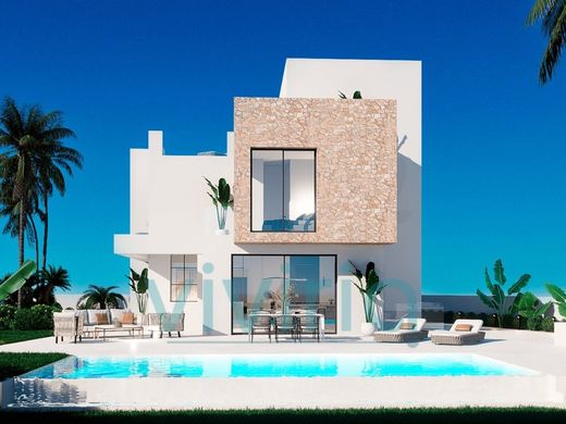 Detached House in Villajoyosa, Alicante