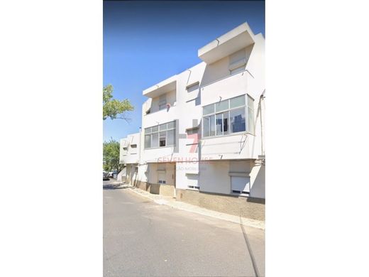 Appartementencomplex in Odivelas, Distrito de Lisboa