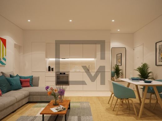 듀플렉스 / São Vicente, Lisbon