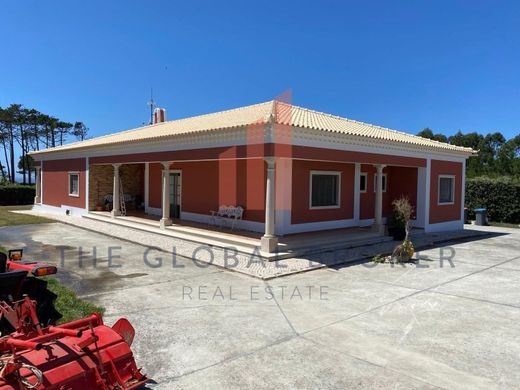 Detached House in Sintra, Lisbon