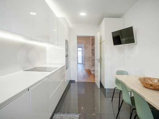 Appartement in Amadora, Distrito de Lisboa