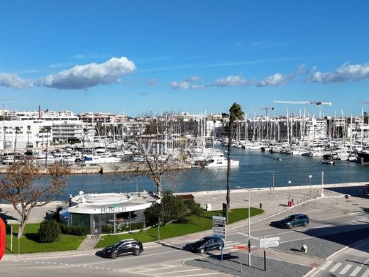 Apartment / Etagenwohnung in Lagos, Distrito de Faro