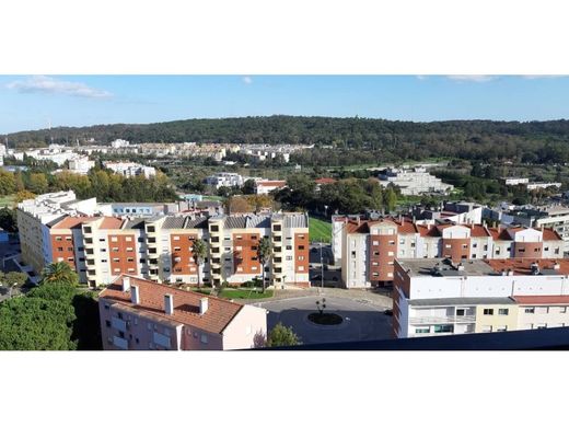 Appartamento a Amadora, Lisbona