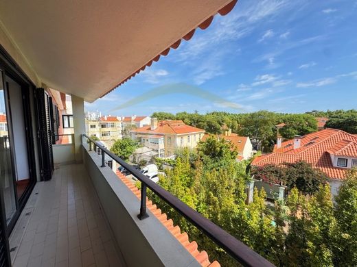 Apartment / Etagenwohnung in Cascais e Estoril, Cascais