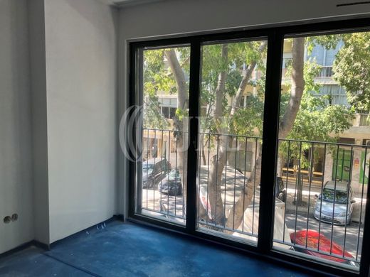 Apartment in Alcântara, Almada