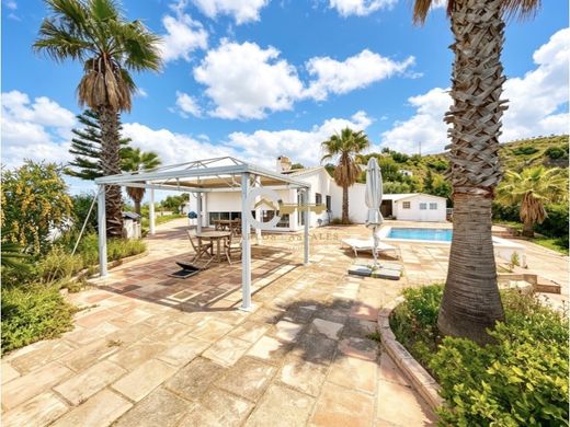 Villa in Viñuela, Malaga