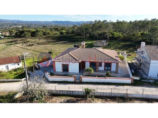 Casa Unifamiliare a Aljezur, Distrito de Faro