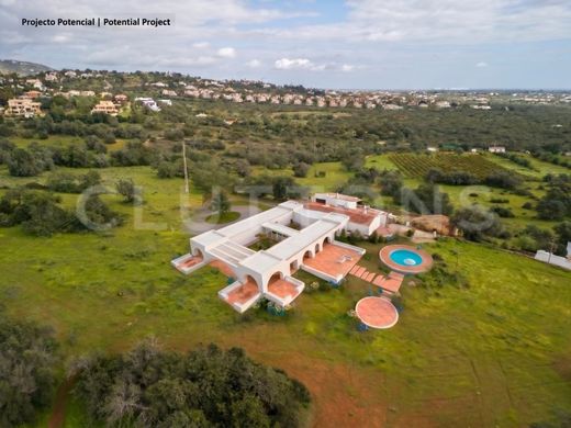Land in Loulé, Distrito de Faro