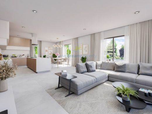 ‏בית חד-משפחתי ב  לולה, Loulé