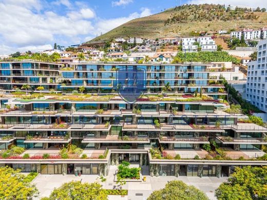 Funchal, Madeiraのアパートメント