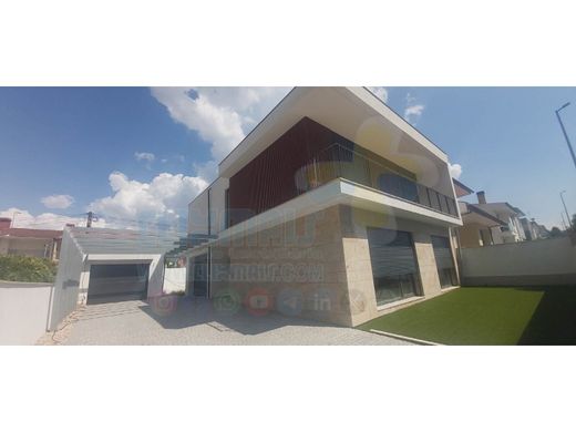 Luxury home in Braga, Distrito de Braga