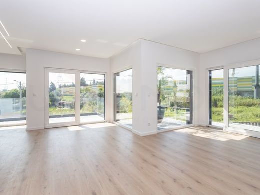 Luxury home in Loures, Lisbon