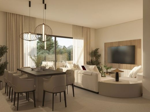 Συγκρότημα ανεξάρτητων κατοικιών σε Estepona, Provincia de Málaga