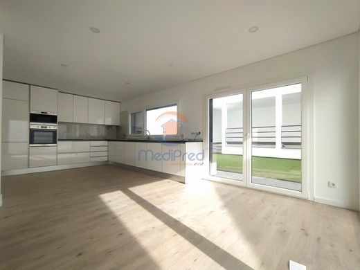 Квартира, Loures, Distrito de Lisboa