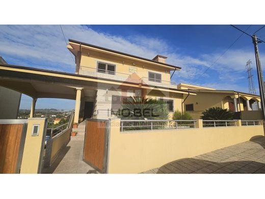 Detached House in Valongo, Distrito do Porto