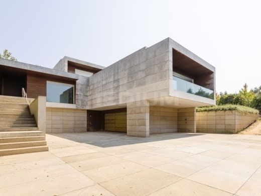 Vrijstaand huis in Maia, Distrito do Porto