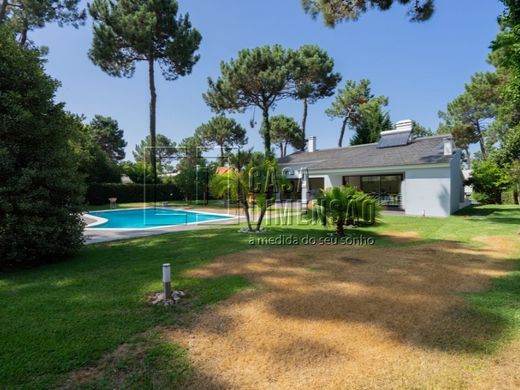 بيت مستقل ﻓﻲ Aroeira, Almada