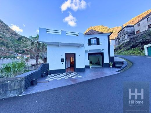 Casa di lusso a Porto Moniz, Madeira