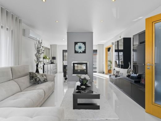 Detached House in Torres Vedras, Lisbon