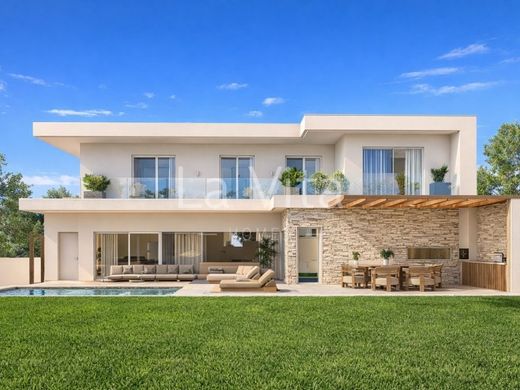 Detached House in Cascais, Lisbon