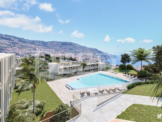 Funchal, Madeiraのアパートメント