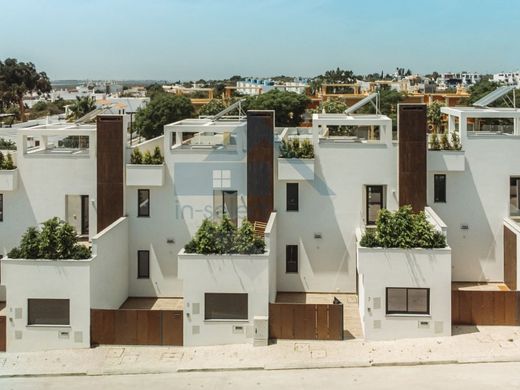 Semidetached House in Olhão, Distrito de Faro