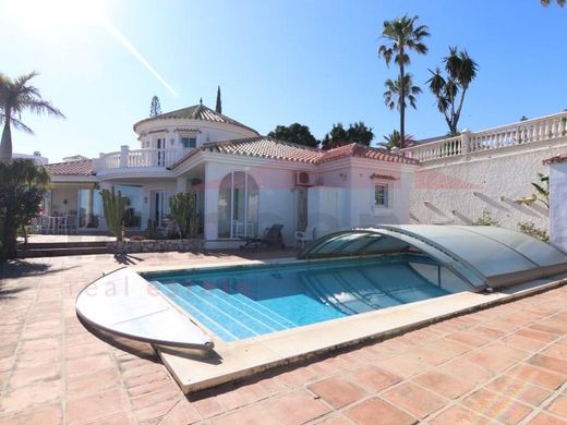 Luxus-Haus in Almayate Bajo, Málaga