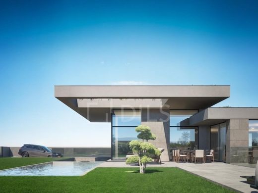 Luxury home in Maia, Distrito do Porto