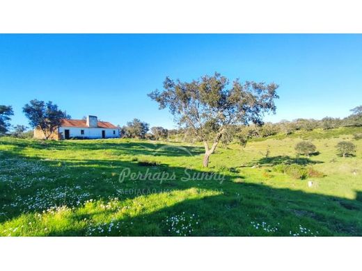 أرض ﻓﻲ Santiago do Cacém, Distrito de Setúbal